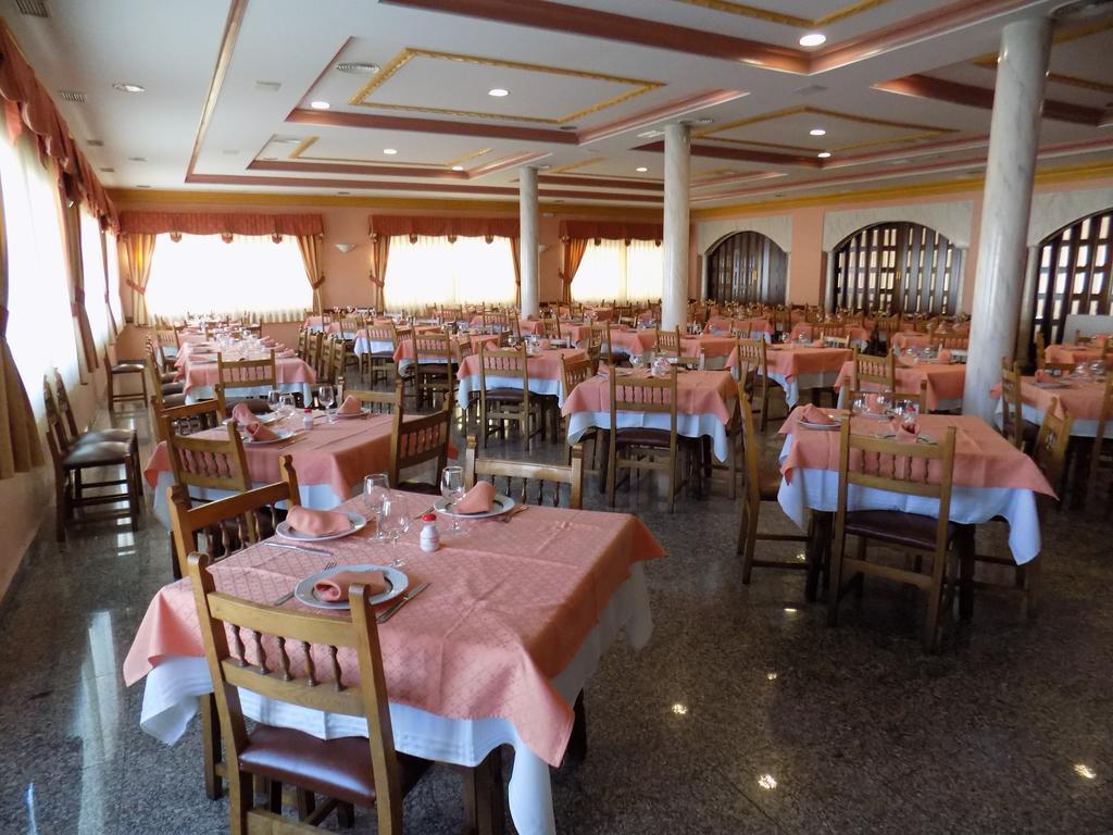 Casa de hóspedes Hostal Amigo 2*